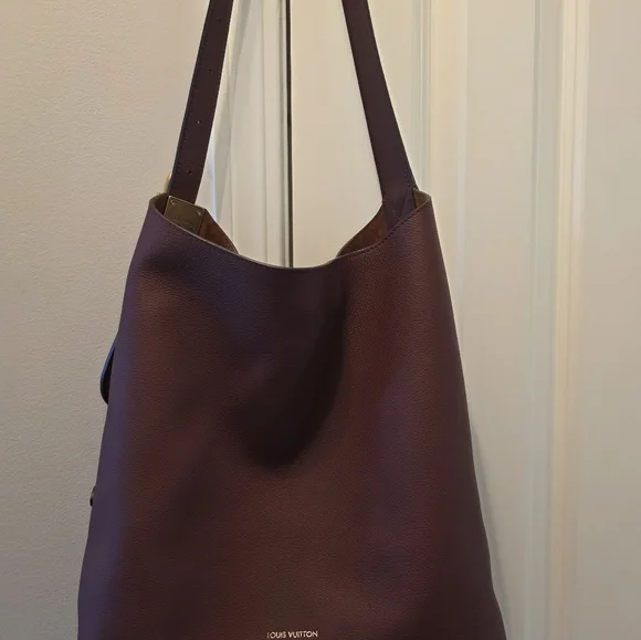 Louis Vuitton Low Key Tote Only - Picture 2 of 11